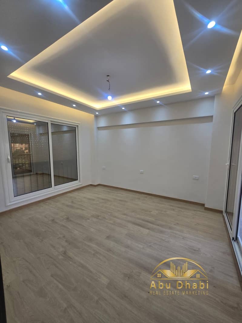 14 98fbee80-e26e-437f-943f-d29c9f0b9277. jpg