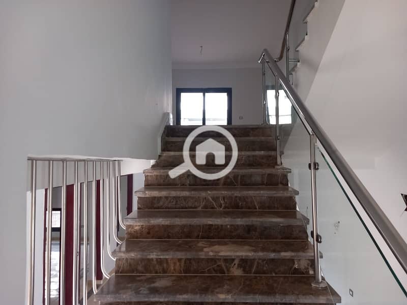 3 WhatsApp Image 2026-01-06 at 1.25. 37 AM. jpeg