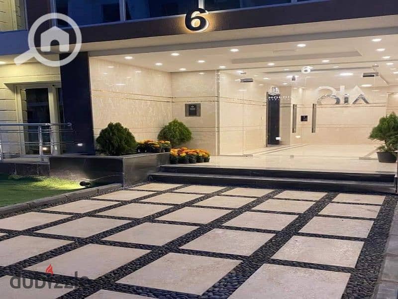 5 35de84a2-abfd-44aa-837f-95b745559d67. jpg