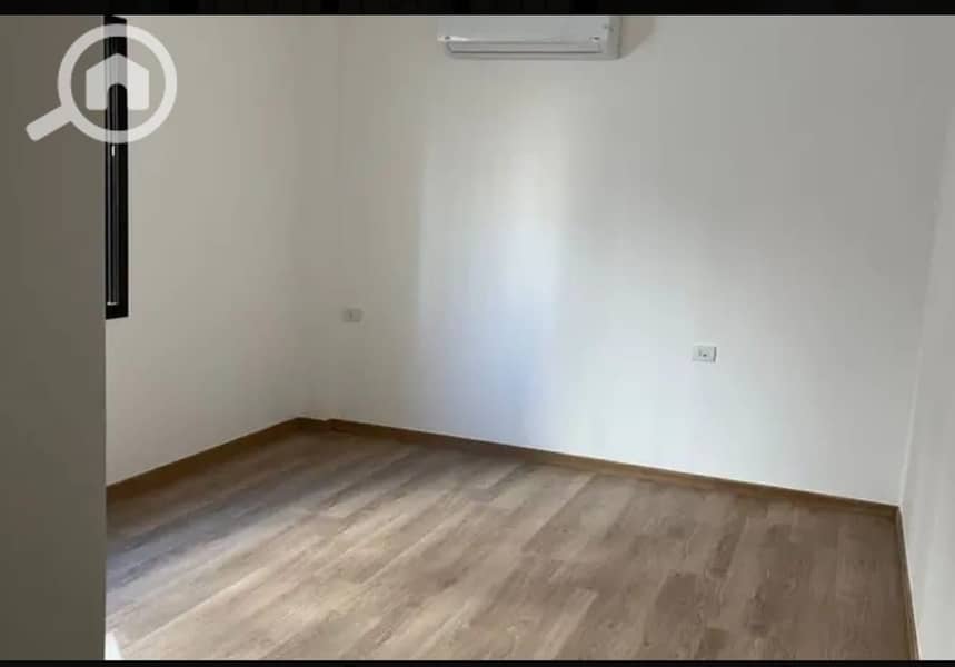 2 6ca3e5d0-66d7-4c51-975a-82d4276cc5ef. jpeg