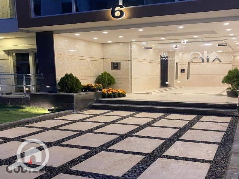 5 35de84a2-abfd-44aa-837f-95b745559d67. jpg