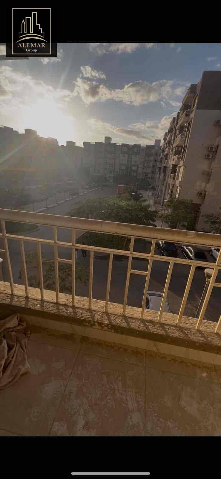 4 174b48fa-1a31-40cf-b815-5a5bdde82926. jpg