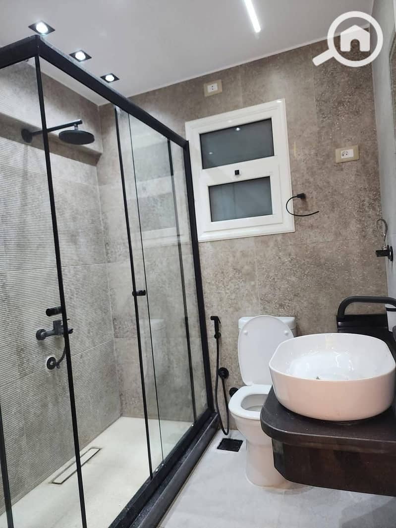 7 5203302c-c98a-4133-a9bf-3375f9166ff4. jpeg