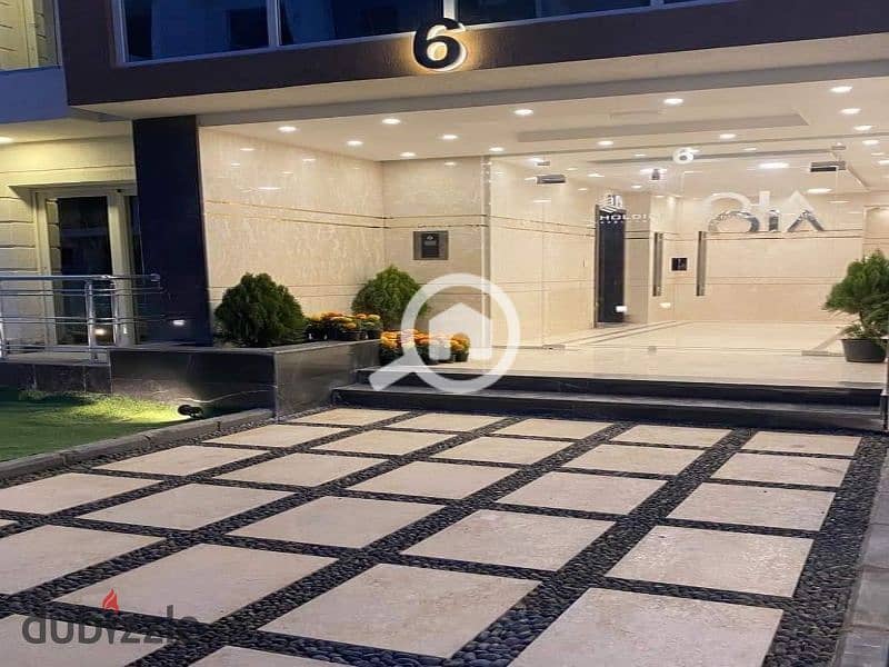 4 35de84a2-abfd-44aa-837f-95b745559d67. jpg