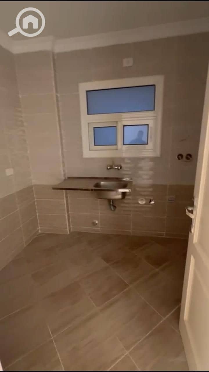 8 ab310463-996b-4557-b4a5-e5047a1d01ff. jpeg