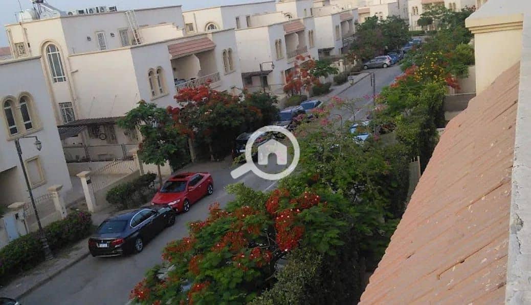 3 05b912a6-cee9-45c3-8629-a5b757e25fbe. jpg