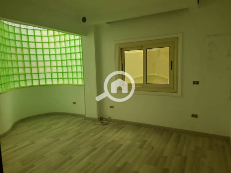 3 bb99334b9abae8859cbd4be9e15b3f1c. jpeg