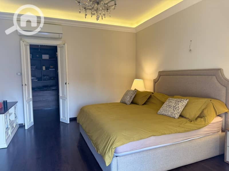 2 7c8366c8-45d6-41b7-b055-dac86a718ca5. jpeg