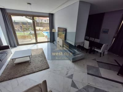 فیلا 5 غرف نوم للايجار في الشيخ زايد، الجيزة - IMG-20250228-WA0049(2). jpg