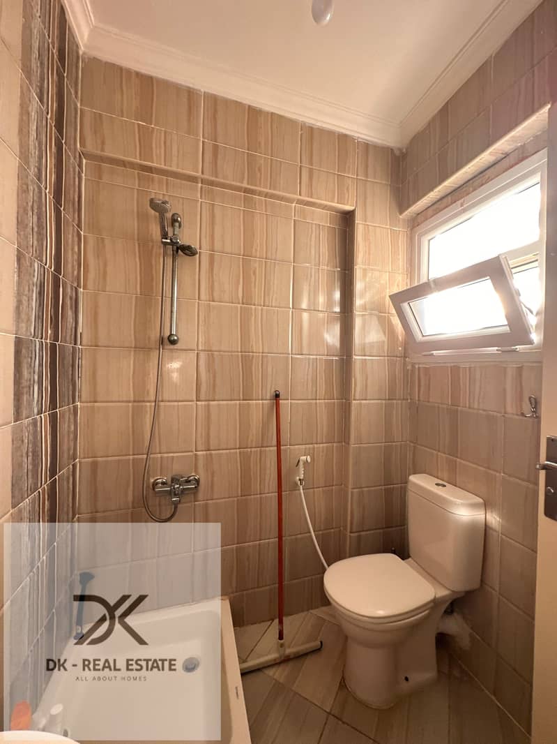 44 WhatsApp Image 2025-12-31 at 12.18. 27 PM. jpeg