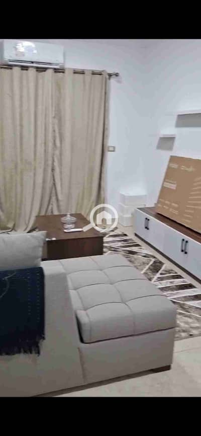 شقة 2 غرفة نوم للايجار في الشيخ زايد، الجيزة - Screenshot_20260106_124240_com. whatsapp. jpg