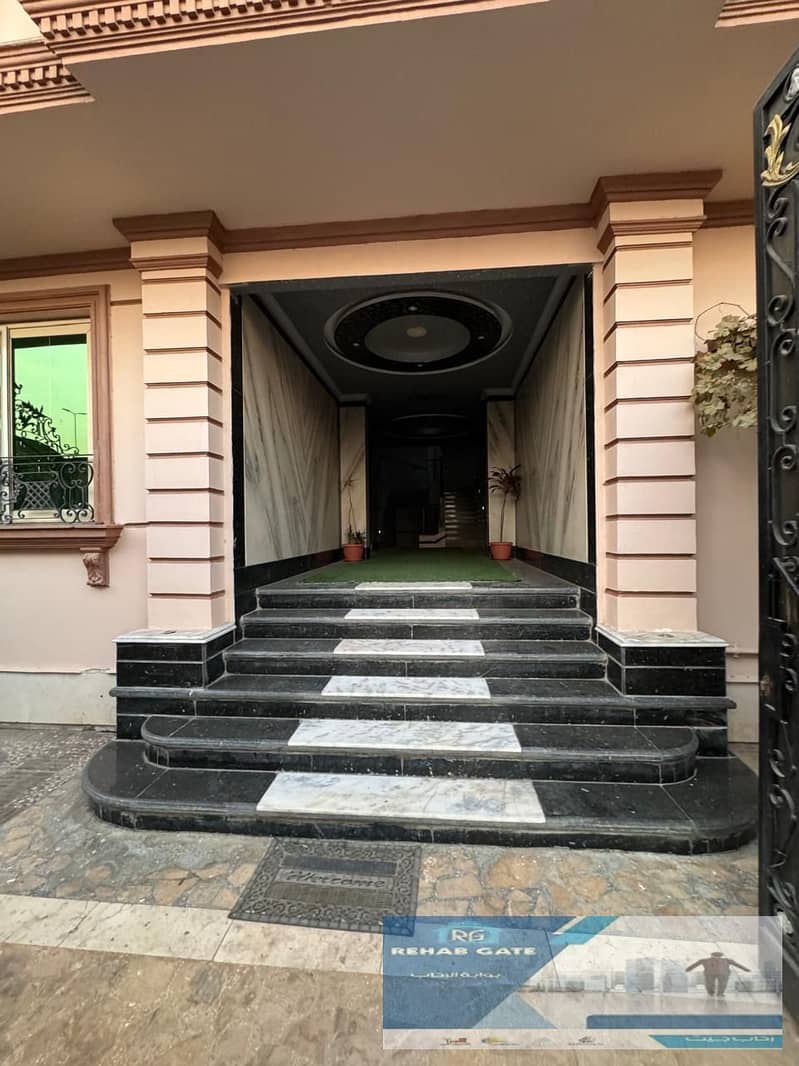 2 2d44e9e2-daa3-4cf9-99cc-69769698dba0. jpg