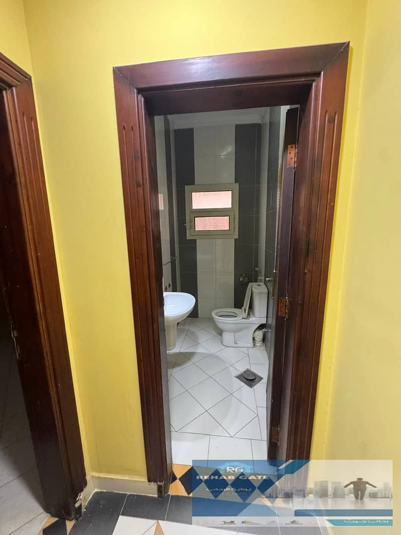 12 8506c0e9-a69b-46f1-a98e-2b39bf3460b8. jpg