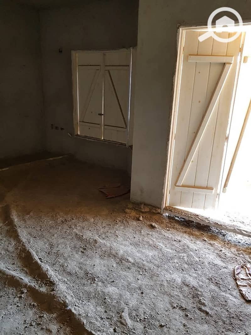 2 1bbc8878-eebc-493f-802f-7b3419876845. jpeg