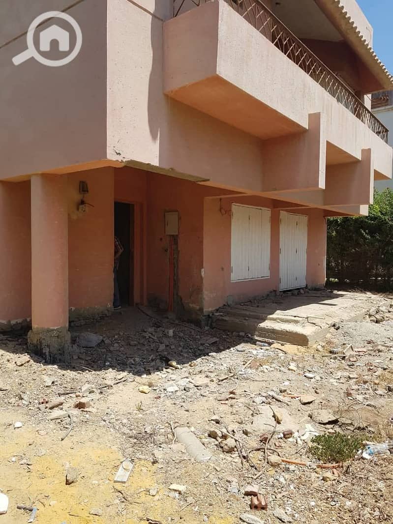 8 aa698503-dfe6-42e9-a650-9e18e0f20bd2. jpeg