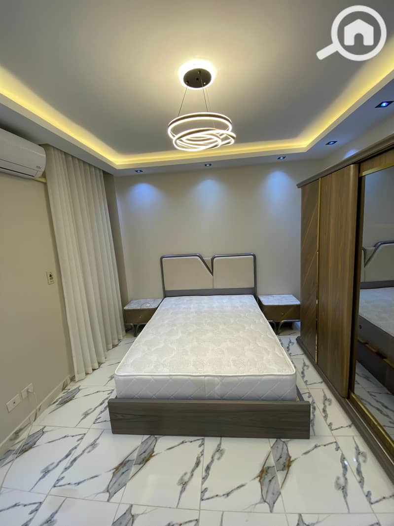 5 48e6044b-188b-47e4-8c0d-529691e0c464. jpg