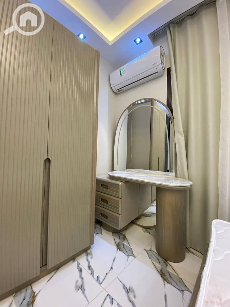 16 f9e0beb0-9636-45b4-a04a-193ab0df7115. jpg