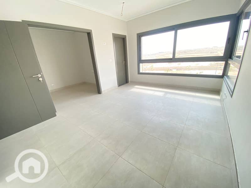 7 WhatsApp Image 2026-01-05 at 11.54. 48 PM (1). jpeg