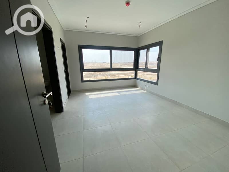 9 WhatsApp Image 2026-01-05 at 11.54. 49 PM. jpeg