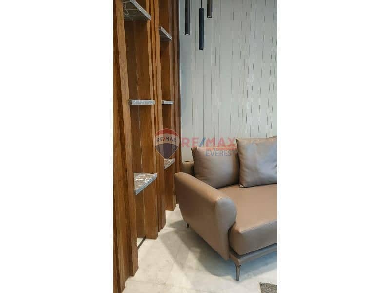 6 0a1064eb-4999-4d74-8d2a-06fb26155419. jfif. jpg