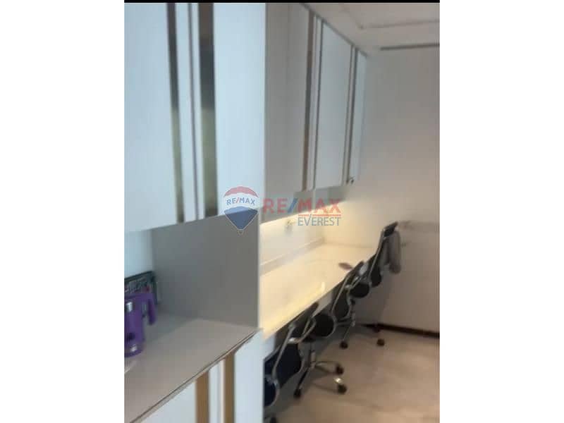 8 8a689d35-6d62-46ed-a468-d38809a93c73. jfif. jpg