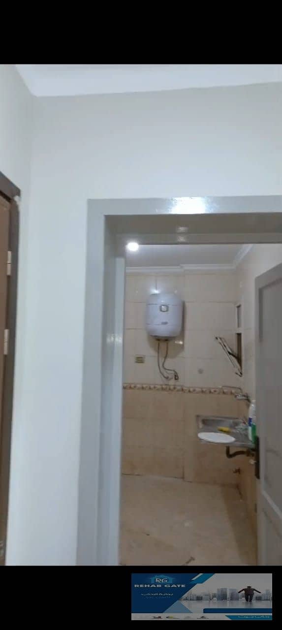 8 3 - Copy (2). jpeg