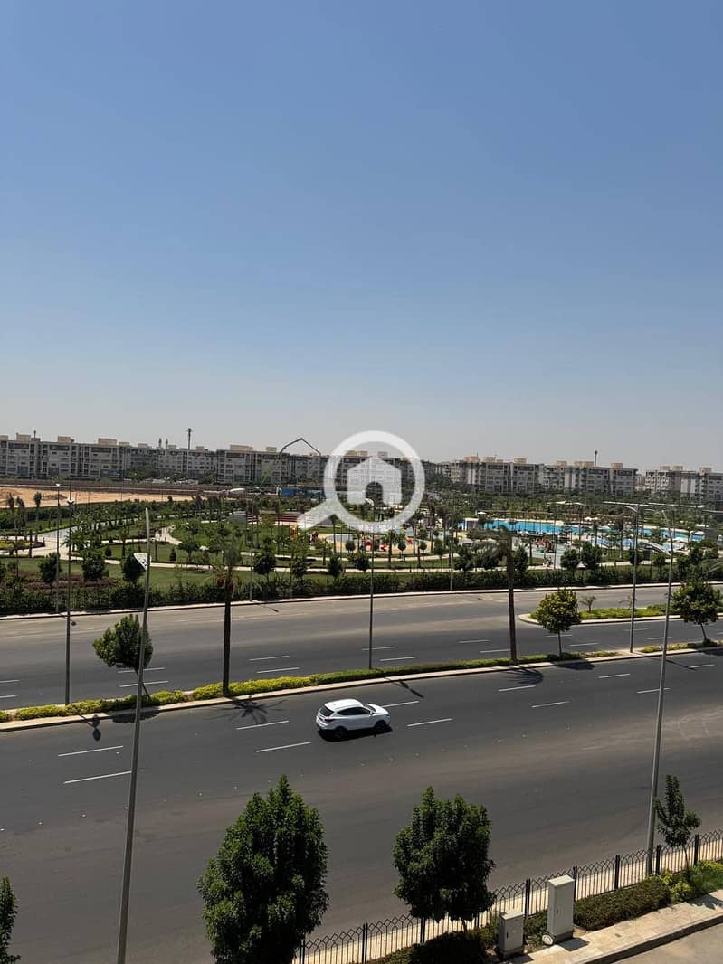 7 535234941_1481344786276165_3345623604896078617_n. jpg