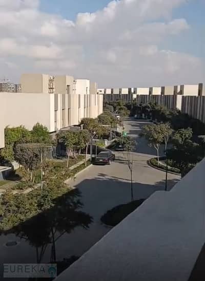 تاون هاوس 3 غرف نوم للبيع في مدينة الشروق، القاهرة - WhatsApp Image 2025-12-31 at 2.49. 00 PM (1). jpeg