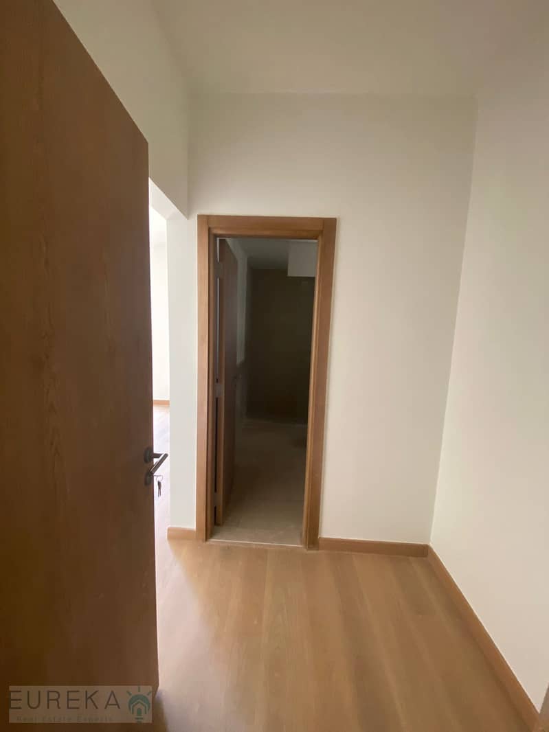 4 WhatsApp Image 2025-12-31 at 2.49. 00 PM (4). jpeg