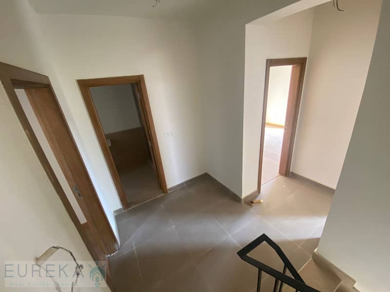 5 WhatsApp Image 2025-12-31 at 2.49. 01 PM (1). jpeg