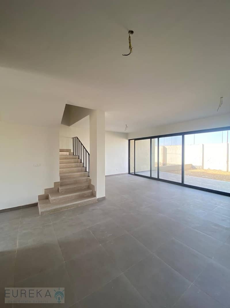 10 WhatsApp Image 2025-12-31 at 2.49. 02 PM (2). jpeg