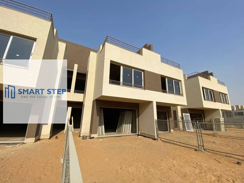 4 89ff27f2-b491-45fb-b3ff-3786b8886aeb. jpg