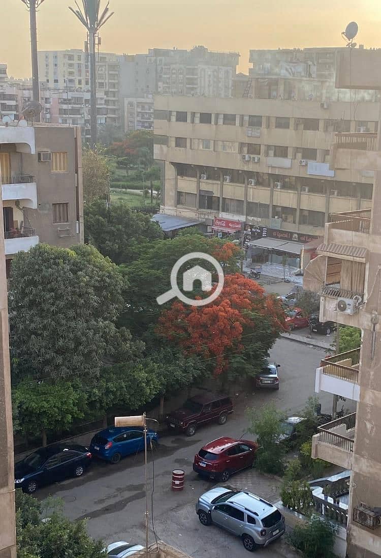 2 eefa3478-5f49-48d2-943a-7e307b6b504b. jpg