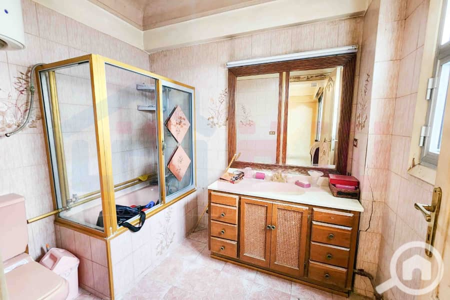 6 WhatsApp Image 2025-11-26 at 17.11. 38. jpg