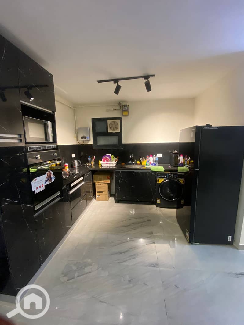 8 432021c1-2bcf-4977-b7d1-45baea068302. jpeg