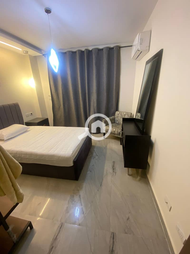 10 383b8113-18c3-42a6-b82f-a330b93f3bcc. jpeg