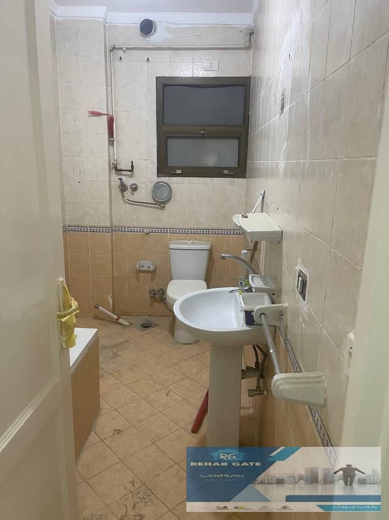 10 712c9688-0338-4eda-a380-2cc49c71619e. jpg