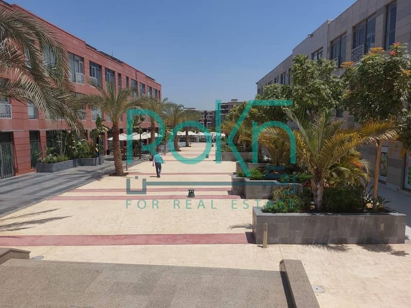 4 WhatsApp Image 2026-01-05 at 17.11. 57. jpeg