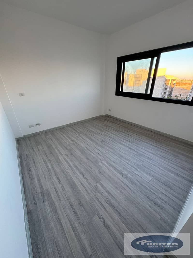 4 WhatsApp Image 2026-01-06 at 13.18. 31 (3). jpeg