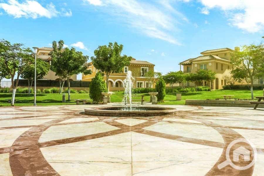 2 b15443a2-ba09-4e05-b341-bae0de083f13. jpg