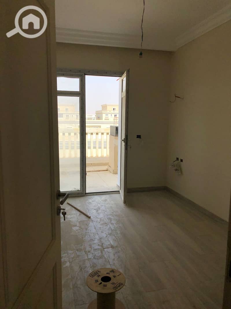 5 WhatsApp Image 2026-01-04 at 3.59. 59 PM. jpeg