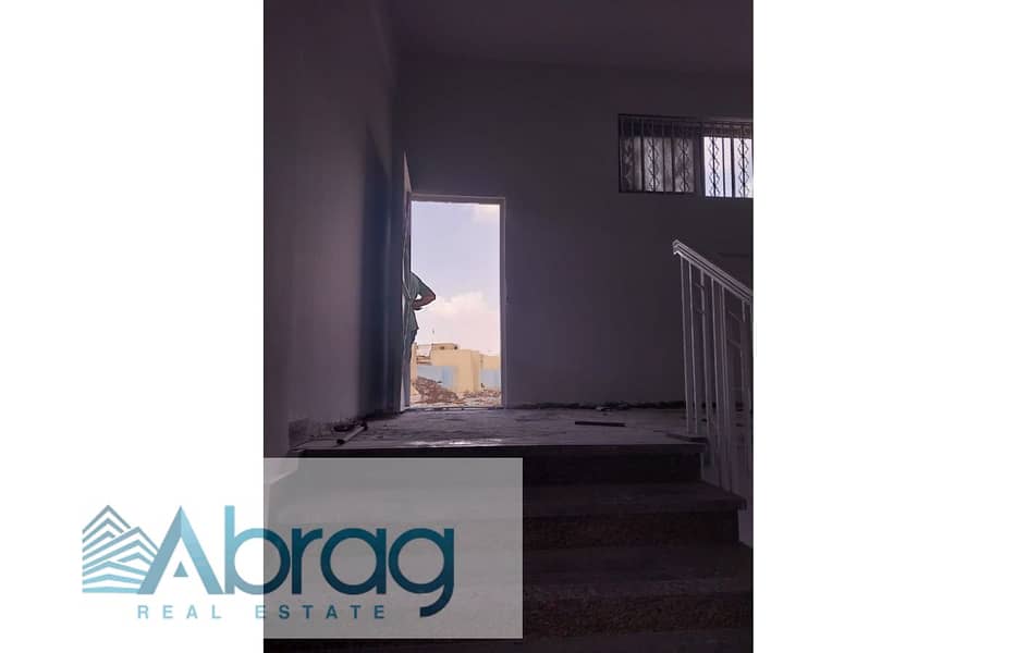 4 WhatsApp Image 2025-10-05 at 4.44. 40 PM (2). jpg