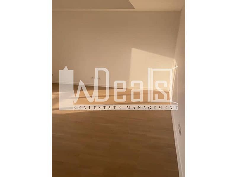 4 WhatsApp Image 2025-12-30 at 12.29. 52 (1). jpeg