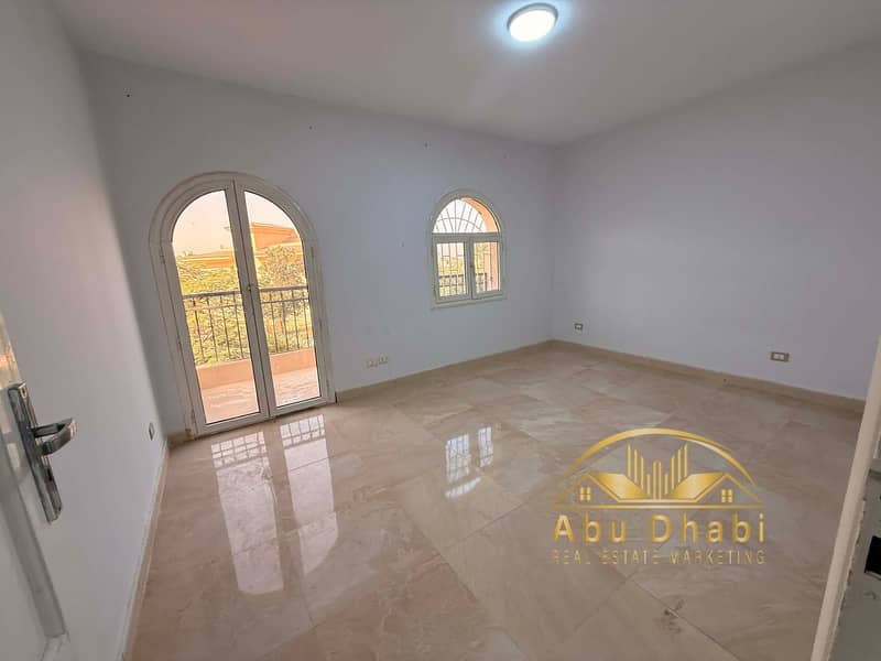 8 357cd14c-b5ba-49a5-8125-ea44d02b0364. jpg