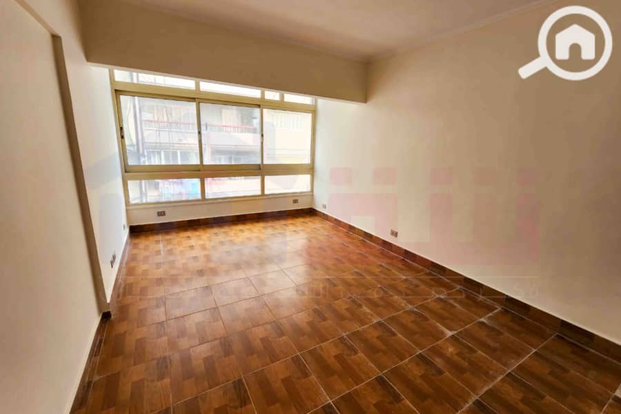 6 WhatsApp Image 2025-11-26 at 17.15. 30. jpg