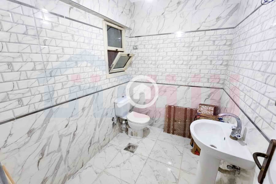 10 WhatsApp Image 2025-11-26 at 17.15. 32. jpg