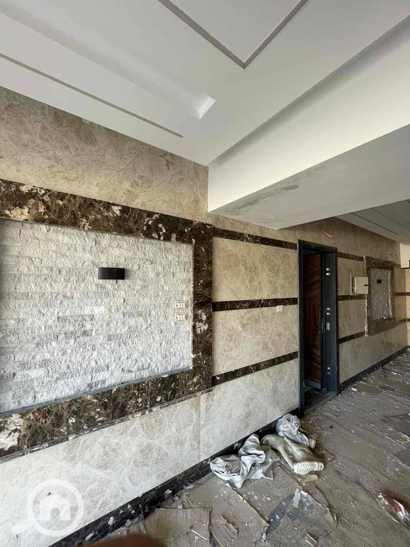 12 930cacbc-72ba-4902-be2a-9f140b922515. jpg