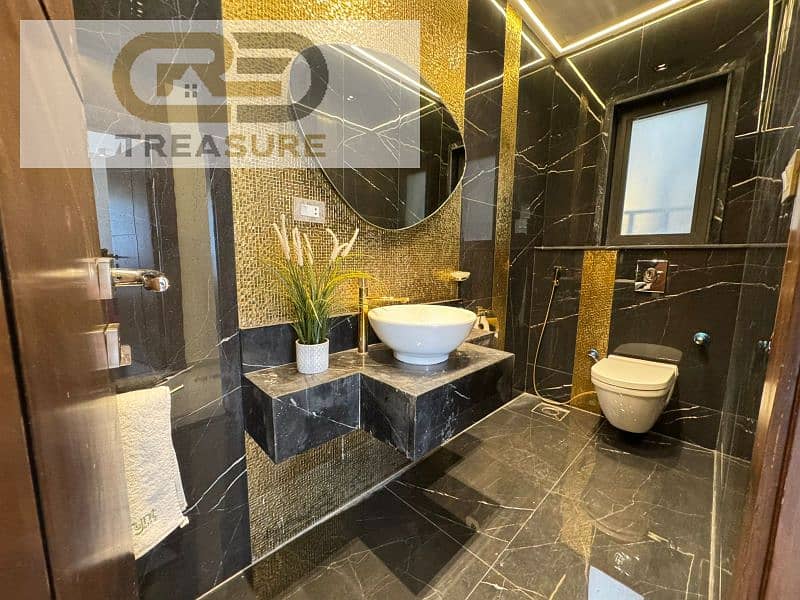 5 WhatsApp Image 2026-01-06 at 12.58. 21 PM (1). jpg