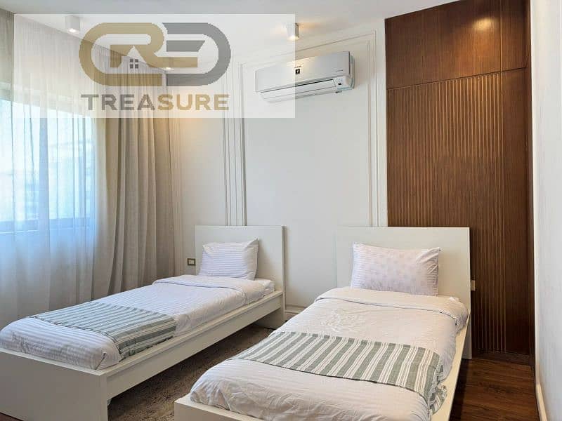 24 WhatsApp Image 2026-01-06 at 12.58. 18 PM (1). jpg