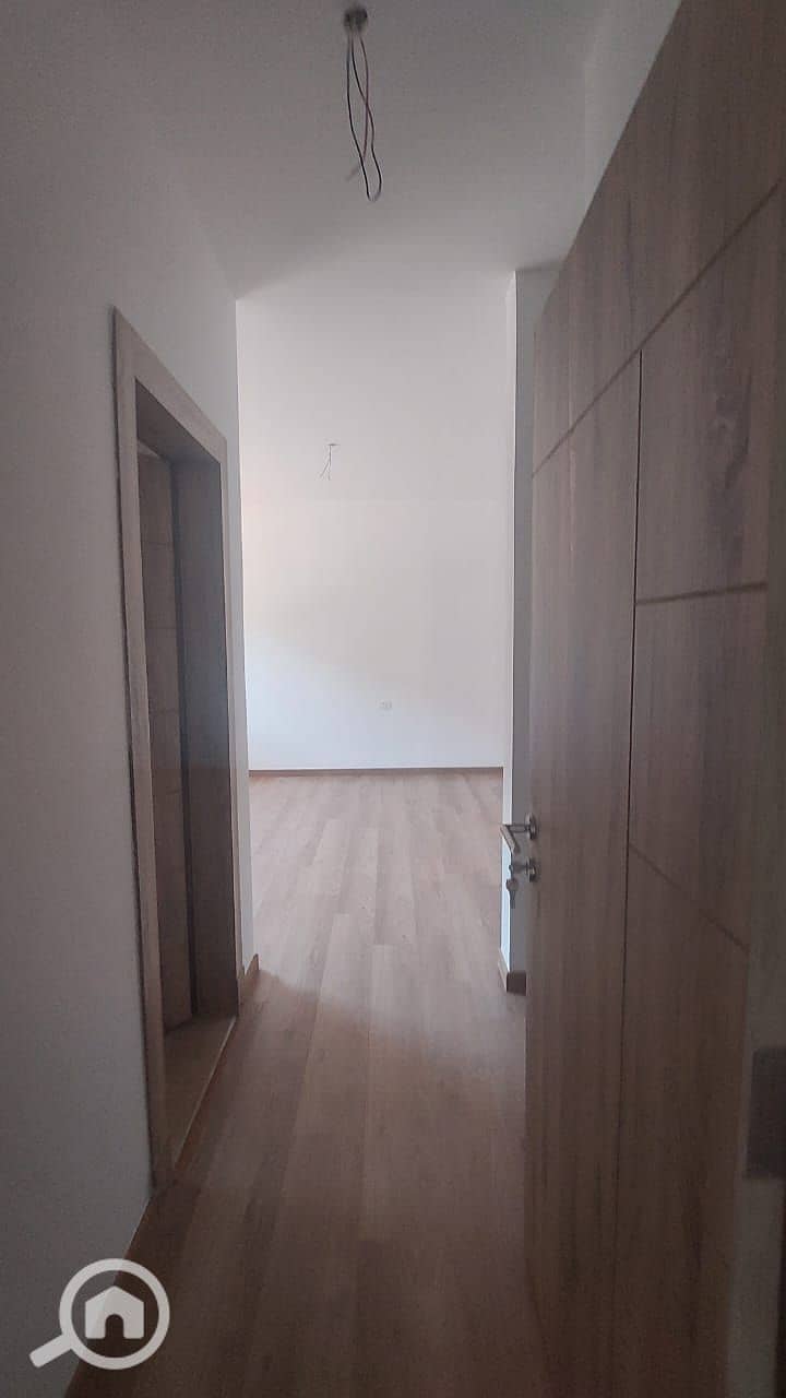 5 WhatsApp Image 2025-12-23 at 11.28. 24 AM (2). jpeg